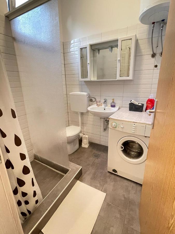 Ferienwohnung Apartman Zrinjski Mostar Exterior foto