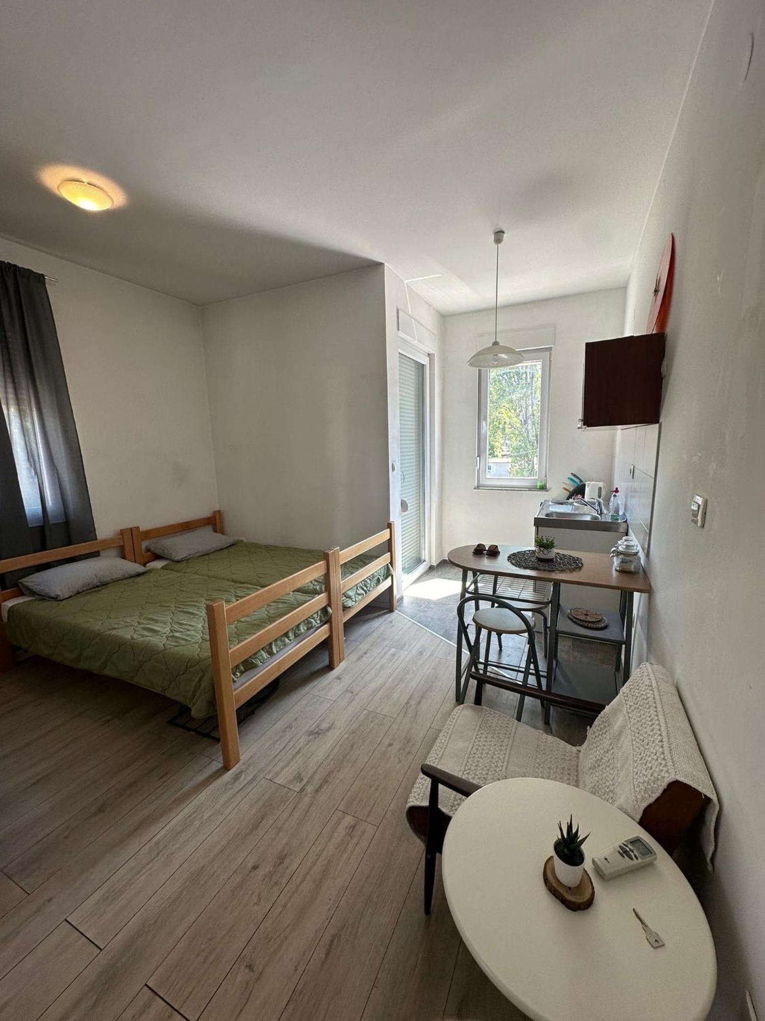 Ferienwohnung Apartman Zrinjski Mostar Exterior foto